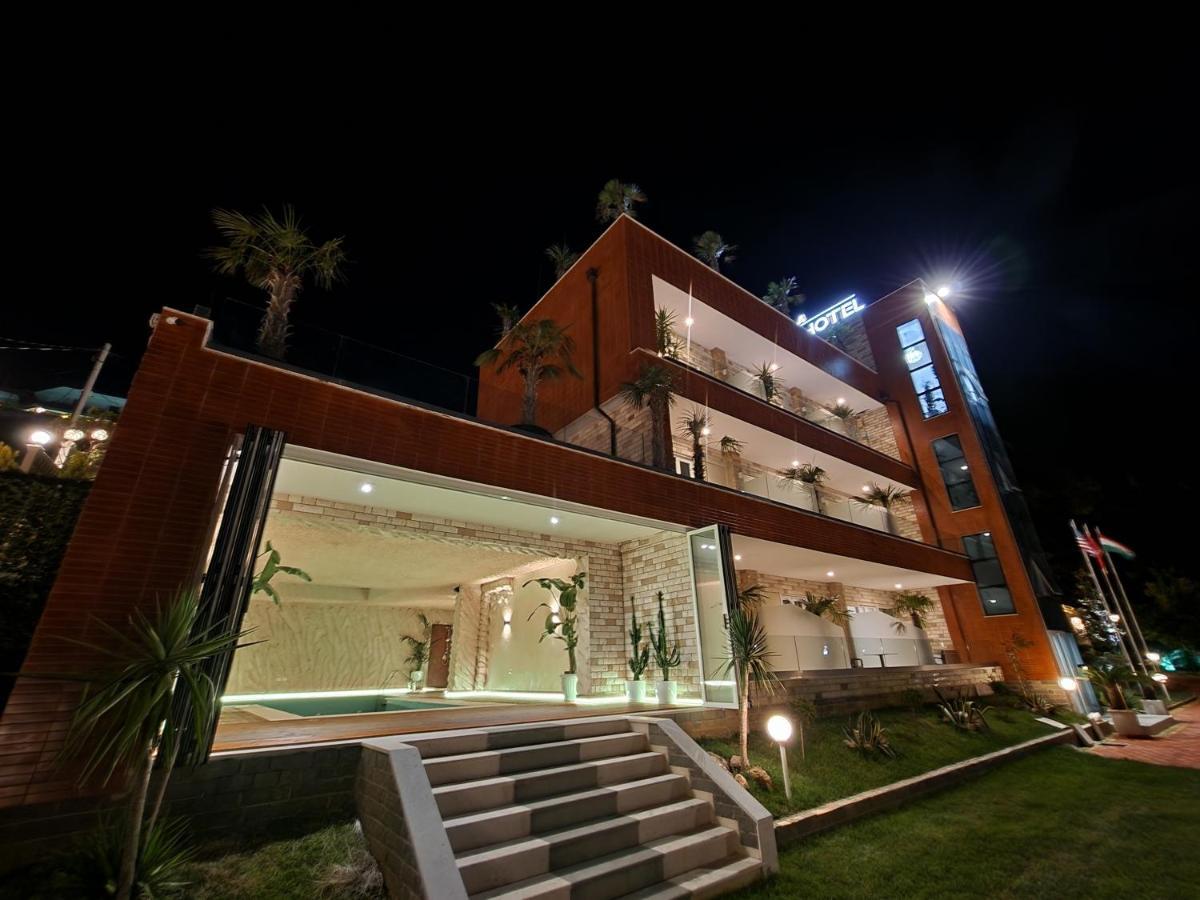 Festim Villa Hotel Kanine Exterior photo